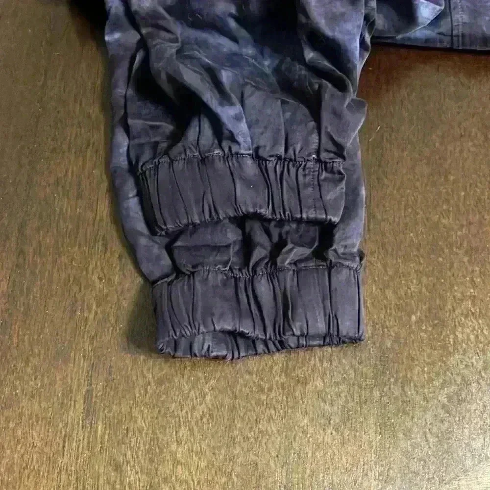 Cloth & Stone Anthropologie Chambray Tie-Dye Cargo Jogger Pants, Purple - Picture 8 of 10